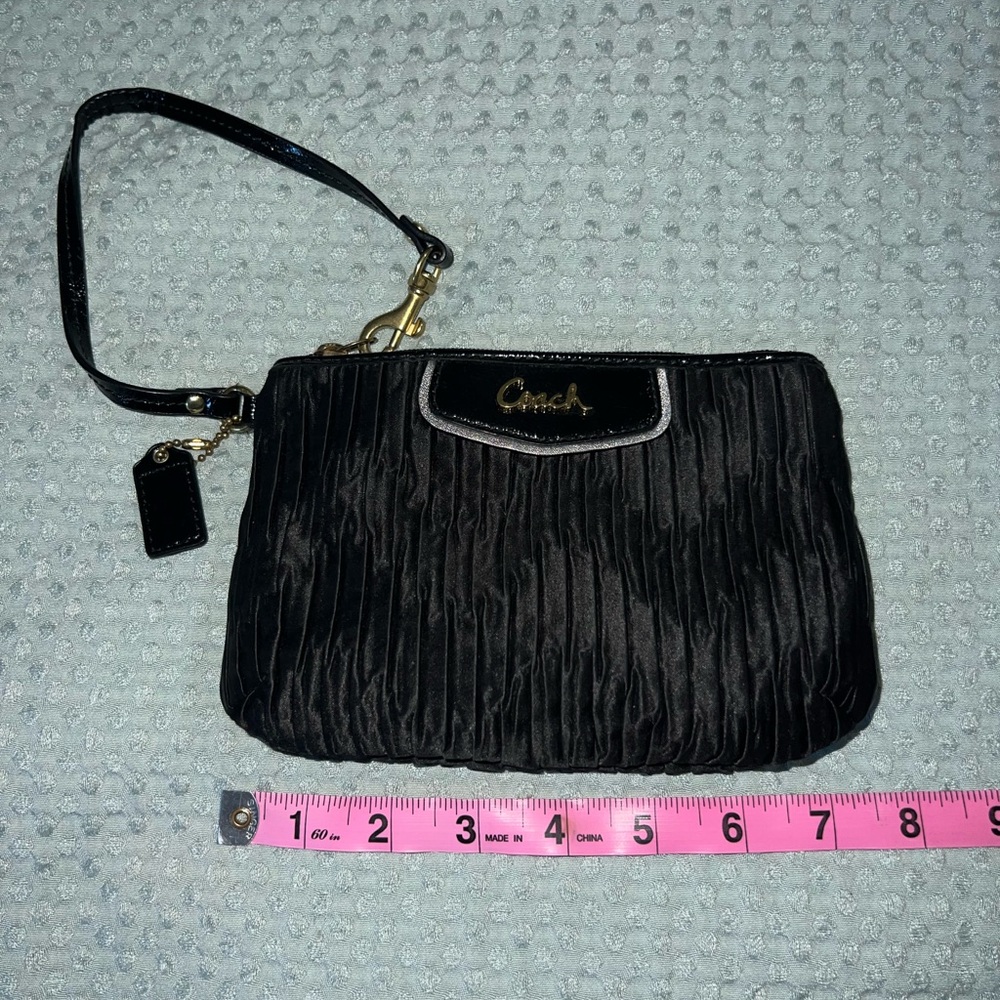 EUC Coach Pleated Black Wristlet